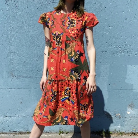 Nooworks Dresses & Skirts - NOOWORKS PRIDE TIGER Frida Tiered Graphic dress M